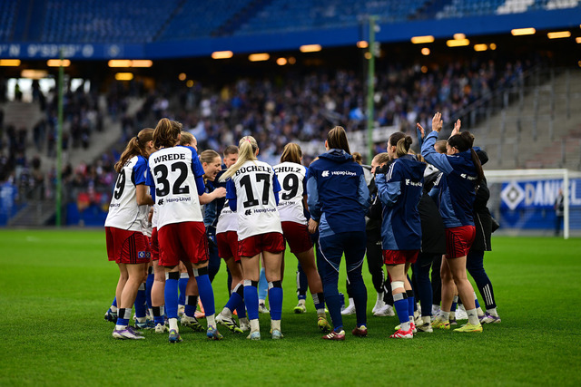 Fußball I Frauen I Saison 2025-2026 I DFB-Pokal I Achtelfinale I Hamburger SV - Bayer 04 Leverkusen I 15048 | Der Sportfotograf. - Realisiert mit Pictrs.com