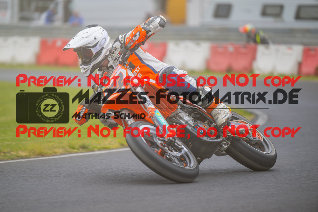 MaZZes-Fotomatrix-20260508-55830 | G4