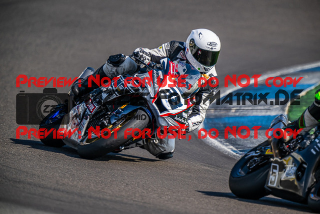 MaZZes_FotoMatrix_220923_3113 | PRO SUPERSTOCK