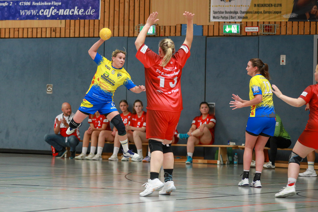 SVN_SvSchermbeck_051024_044 | Bildergalerie von Sport-Ereignissen aber auch von weiteren spannenden Dingen - nicht nur vom Niederrhein. In Anlehnung an den bekannten Spruch von Hanns Dieter Hüsch heißt das Motto: "Niederrhein ist überall".  - Realisiert mit Pictrs.com