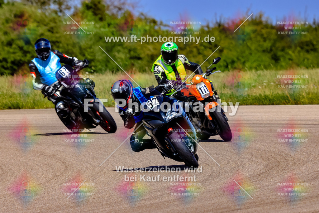 052-3258 | Hier findet Ihr Bilder von Touristenfahrten auf der Nürburgring Nordschleife oder von anderen Veranstaltungen die ich besucht habe. Viel Spass beim Durch Schauen 