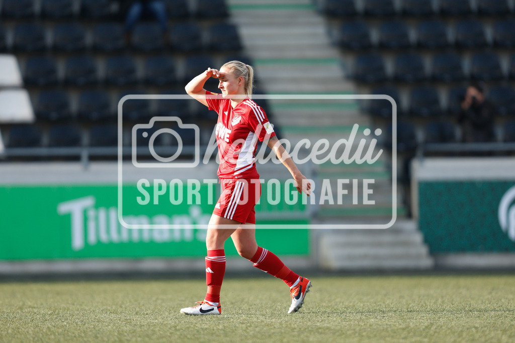 Fußball I Frauen I Saison 2025-2026 I Testspiel I FSV Gütersloh - SpVg Aurich-29 | Aylin Rewohl (27, SpVg Aurich) - Realisiert mit Pictrs.com