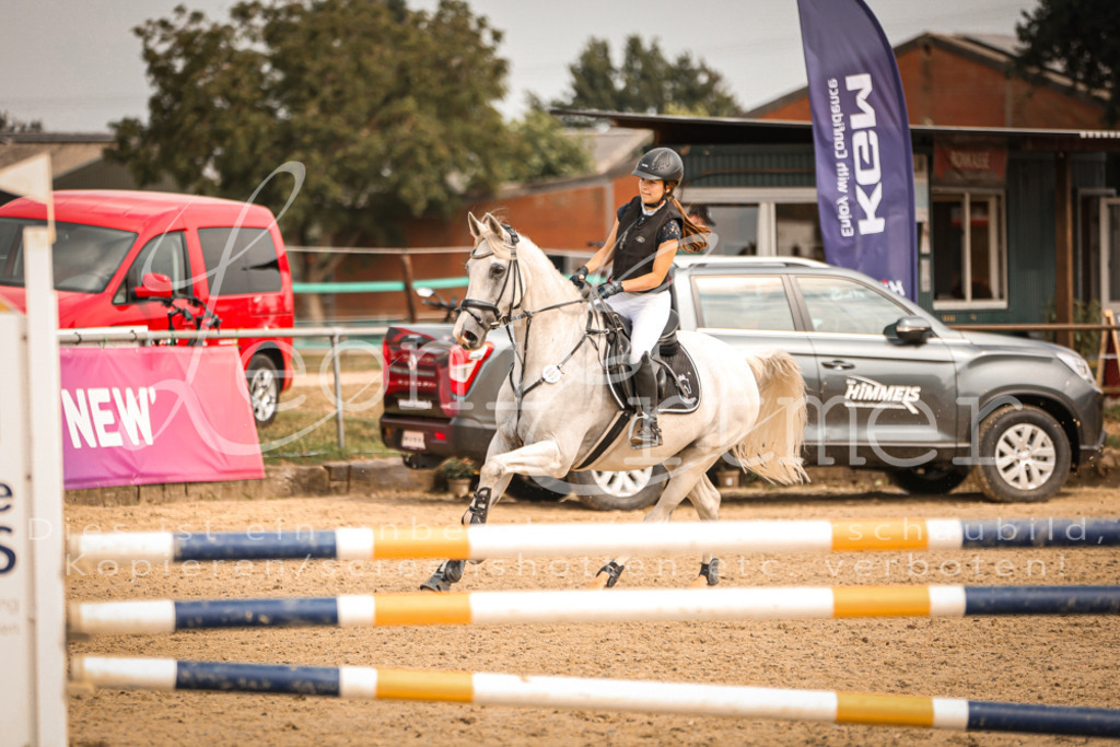 27.SaSpMA00218 | Leoni Ertmer Photography - Realisiert mit Pictrs.com