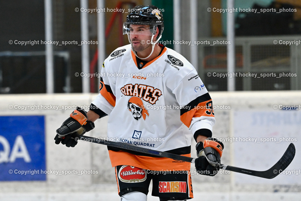 EC Hornets Spittal vs. USC Piraten Velden 18.2.2024 | #90 Edlinger Patrick USC Velden, EC Hornets Spittal vs. USC Piraten Velden 18.2.2024, EC Hornets Spittal vs. USC Piraten Velden 18.2.2024 am 18.02.2024 in Spittal an der Drau (Eissportzentrum Spittal), Austria, (Photo by Bernd Stefan)