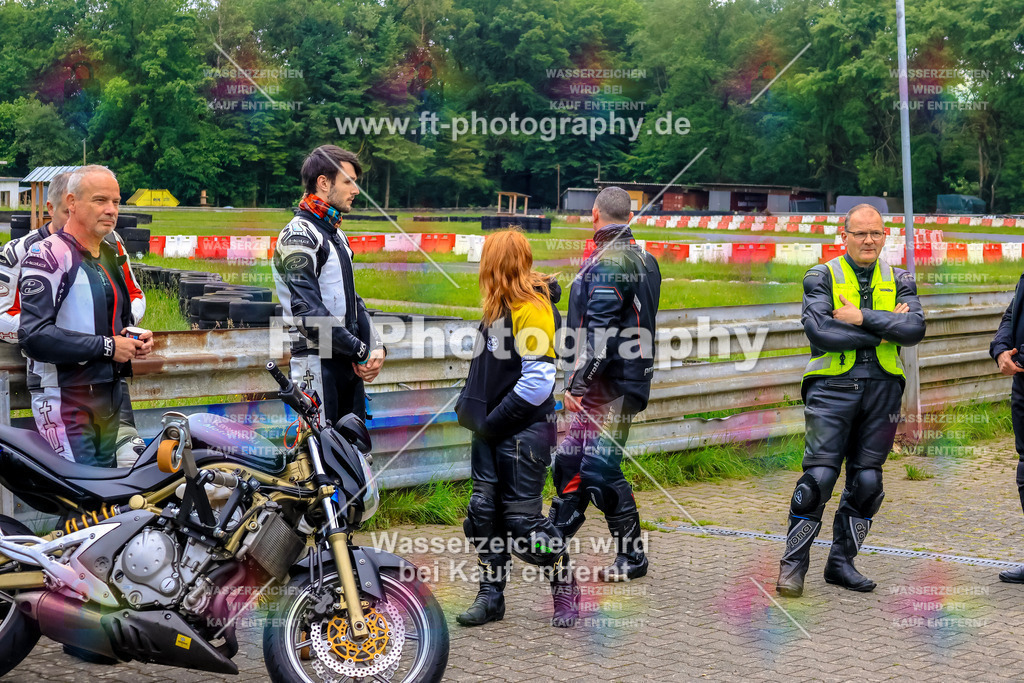 VBK-7393 | Hier findet Ihr Bilder von Touristenfahrten auf der Nürburgring Nordschleife oder von anderen Veranstaltungen die ich besucht habe. Viel Spass beim Durch Schauen 