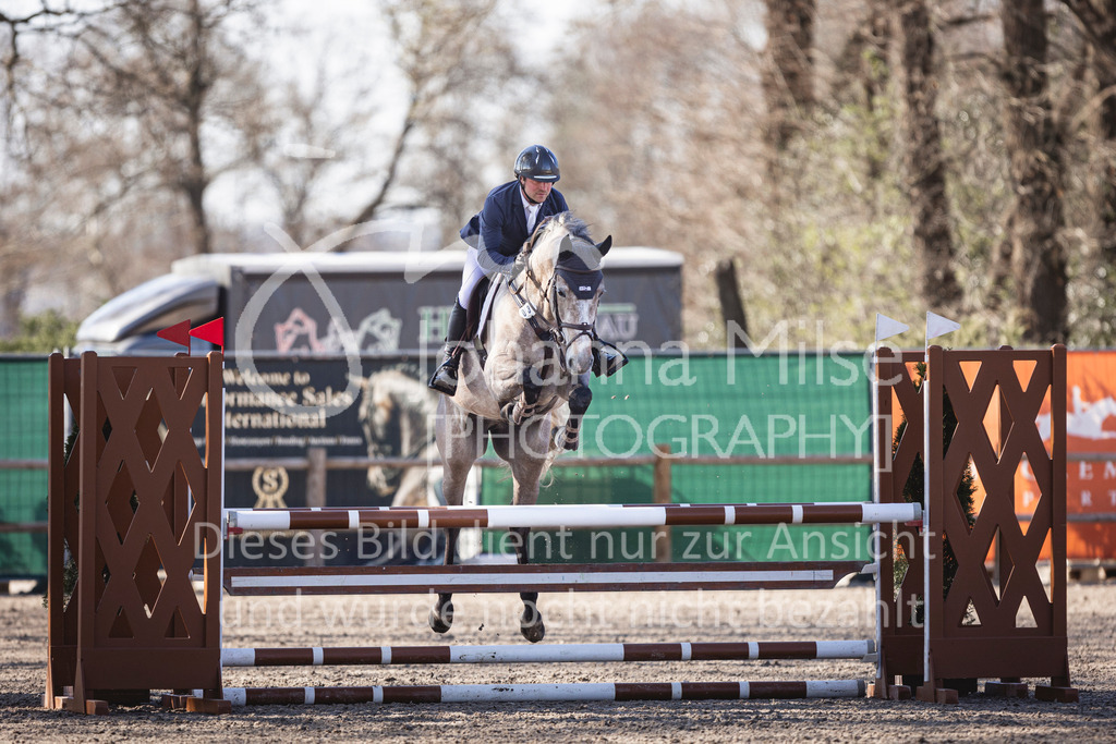 250408_Mühlen_SprPf-A2-273 | Deine schönsten Turniermomente als professionelle Fotos! Entdecke hochwertige Pferdesport-Fotografie im Online-Shop. Jetzt Fotos finden & bestellen!