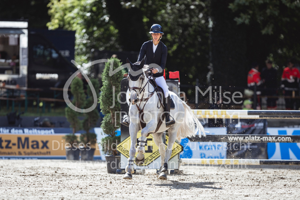 240912_OWLCh_AmateurM-429 | Deine schönsten Turniermomente als professionelle Fotos! Entdecke hochwertige Pferdesport-Fotografie im Online-Shop. Jetzt Fotos finden & bestellen!