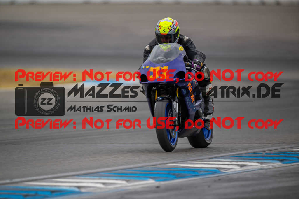 MaZZes-Fotomatrix-20260809-576127 | R1