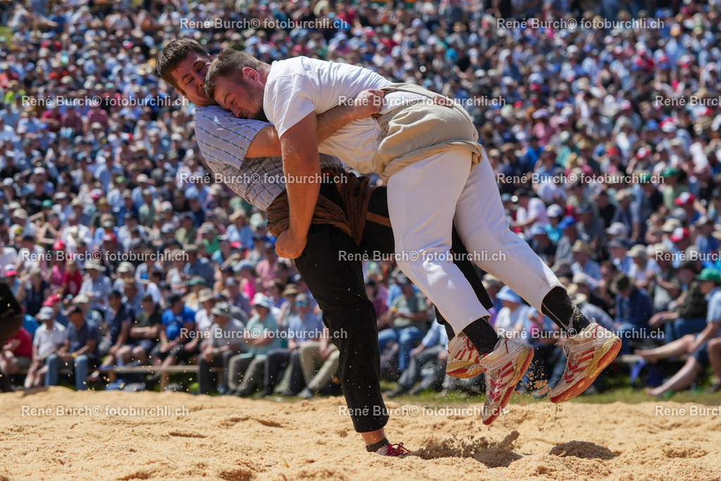 Ulrich Marco(l)-Lang Sven(r) | René Burch leidenschaftlicher Fotograf aus Kerns in Obwalden.  Hier finden sie Sport, Landschaft und Natur Fotografie.
 - Realisiert mit Pictrs.com