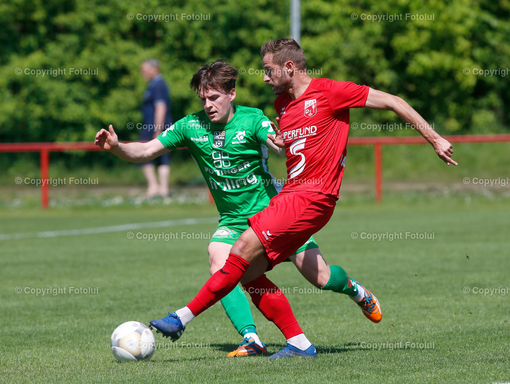A_LUI_14052022_10 | SPORT,FUSSBALL,LT1 OOE LIGA,14.05.2022 IM BILD;MARTIN GRASEGGER (OEDT) UND DANIEL STEINMAYR (GRIESKIRCHEN)FOTO:FOTOLUI