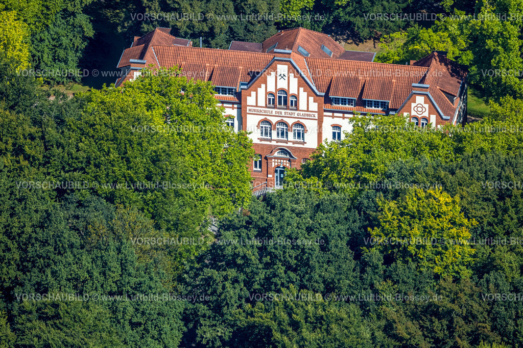 Gladbeck250800601 | Luftbild, Musikschule der Stadt Gladbeck, Bernskamp im Waldgebiet, Rentfort, Gladbeck, Ruhrgebiet, Nordrhein-Westfalen, Deutschland