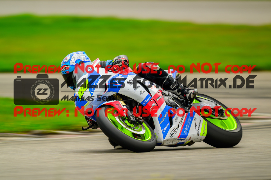 MaZZes_Fotomatrix_20241003_6007705_2333-2 | ROT