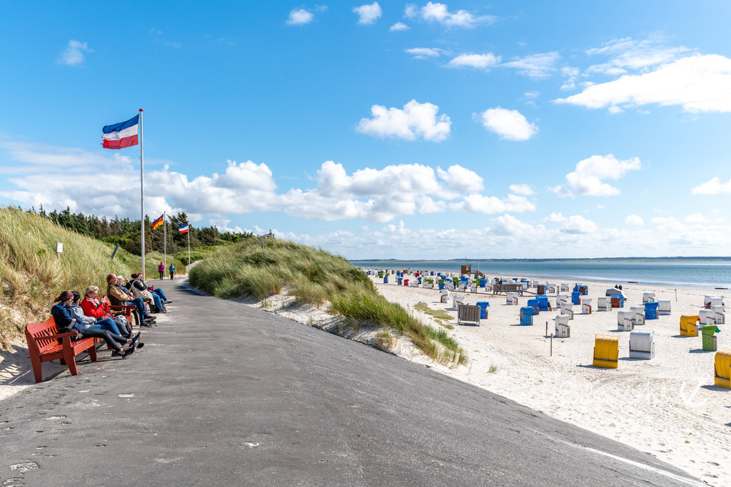 20240619-EAF_4060 | Eilun-Art-Fotografie Levke Martens, ihre Fotografin für Immobilien- und Landschaftsfotografie auf Föhr, Föhrer Motive als Poster, Leinwand, hinter Acrylglas oder stelle dir deinen eigenen Monatskalender zusammen, mit nur einem Klick