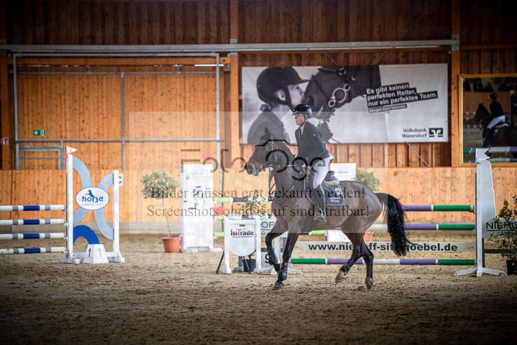 DOS_1076 | Entdecke hochwertige Reitturnierfotos von Foto Oger. Professionell, emotional und authentisch – jetzt Lieblingsmomente im Shop bestellen.Deutschlandweite Turnierfotografie. - Realisiert mit Pictrs.com