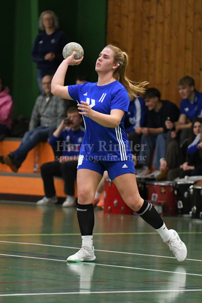 SSG Metten : TSV Indersdorf   | Snebli, Emily (SSG Metten Damen) - Realisiert mit Pictrs.com