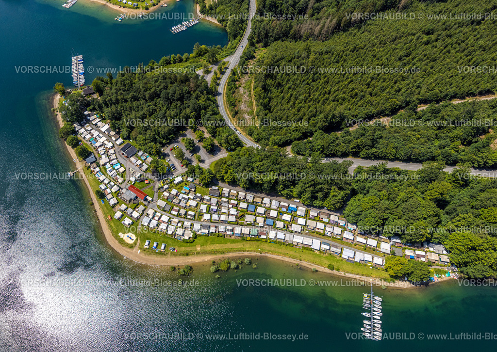 Sundern240708767 | Luftbild, Familiencamping Sorpesee, Anlegestelle für Segelboote, Sandstrand, Waldgebiet, Langscheid, Sundern, Sauerland, Nordrhein-Westfalen, Deutschland