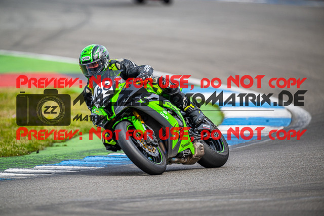 MaZZes_FotoMatrix_230410_6429 | GELB