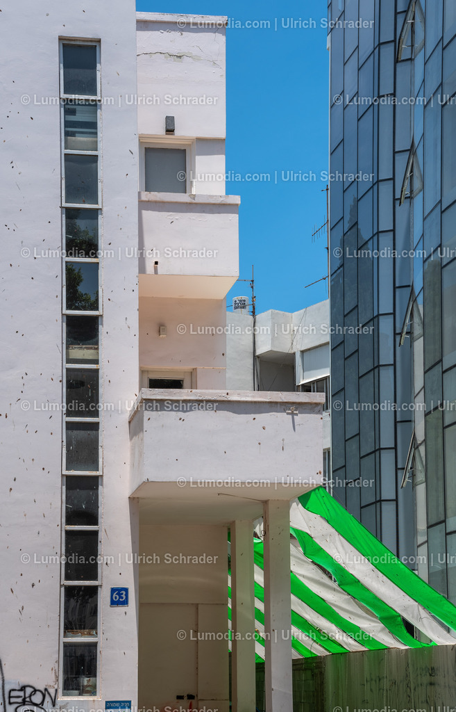 10972-10155 - Tel Aviv - Rothschild Boulevard | Stockfoto und Bilderpool mit Bildmaterial aus Deutschland, dem Harz, Halberstadt, Quedlinburg, Wernigerode und weltweit. Qualitativ hochwertige und professionelle Fotos anschauen und kaufen. - Realisiert mit Pictrs.com