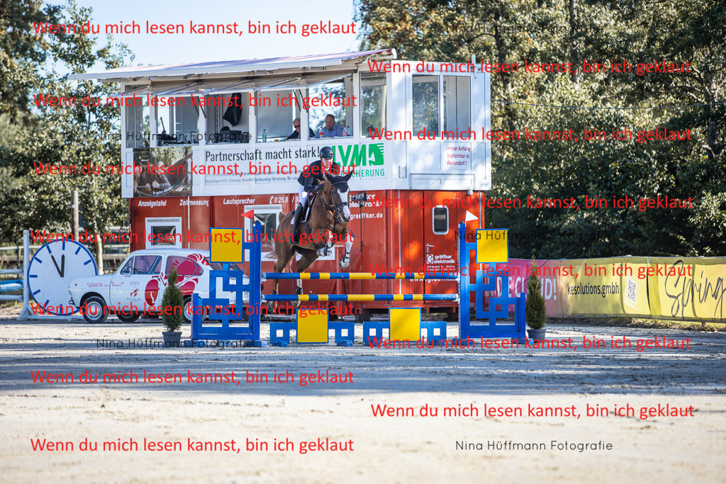 BK1A5971 | Turnierbilder Turnierfotos Nina Hüffmann Turnierfotografie Pferdefotografie Tierzeichnung Haustierzeichnung Pferdezeichnung Hundezeichnung Videograf  - Realisiert mit Pictrs.com