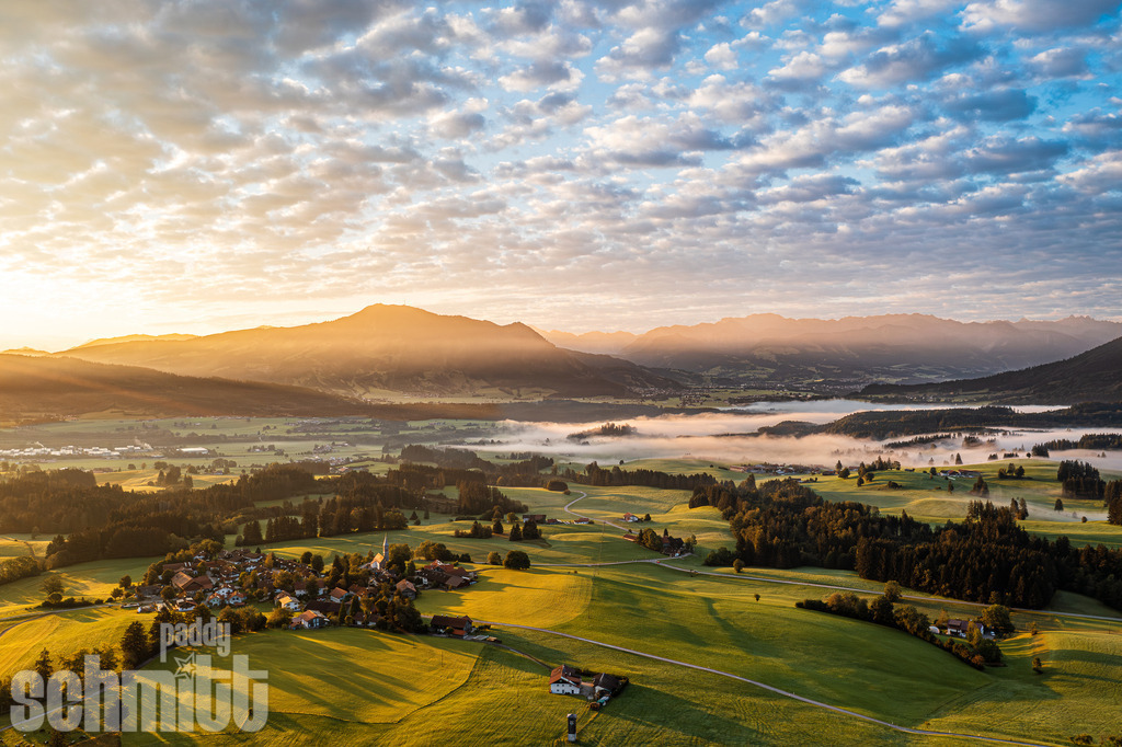 PS-Allgaeu-2026-162 | Entdecke die größte Bildgalerie der Region mit Fotografien aus dem Allgäu, der Bodenseeregion, Oberschwaben, dem Donautal und der Schwäbischen Alb. Landschaften, Luftaufnahmen und Reisefotografie als Wandbild und Fotokunst. - Realisiert mit Pictrs.com