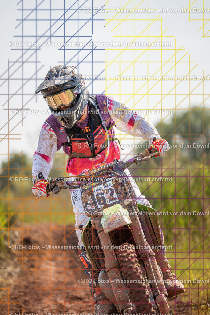 Wolfshausen 4 Lauf -1009 | Sportfotografie von RO-Fotos: Motorsport, Motocross, Enduro, Laufveranstaltungen und Triathlon. Professionelle Fotos von Sportlern und Events. - Realisiert mit Pictrs.com