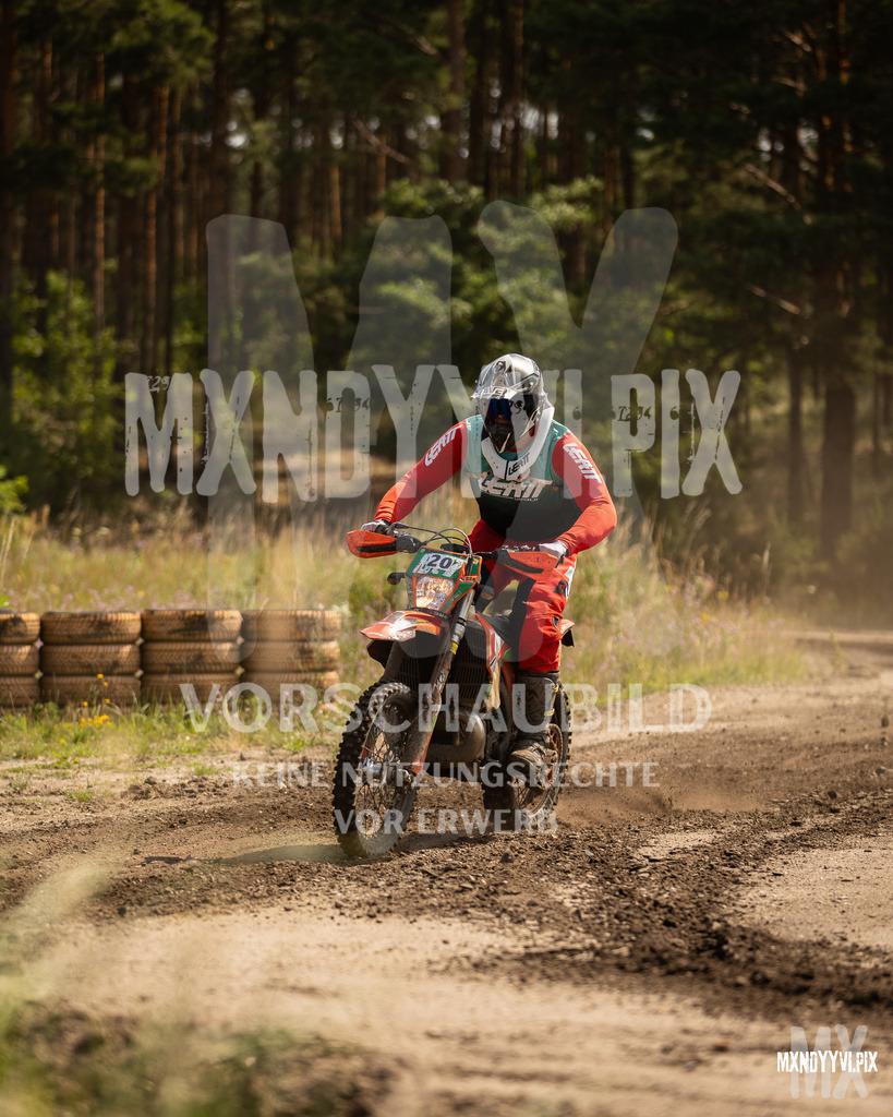 866A1425 | mxndyyvipix