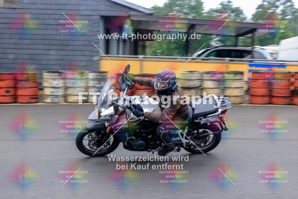 _TCM3151 | Hier findet Ihr Bilder von Touristenfahrten auf der Nürburgring Nordschleife oder von anderen Veranstaltungen die ich besucht habe. Viel Spass beim Durch Schauen 