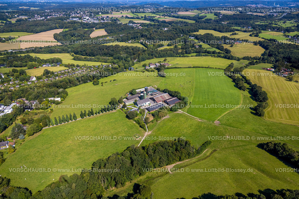 Gevelsberg240815160 | Luftbild, landwirtschaftlicher Betrieb Oberbröking, Wiesen und Felder, Berge, Gevelsberg, Ruhrgebiet, Nordrhein-Westfalen, Deutschland