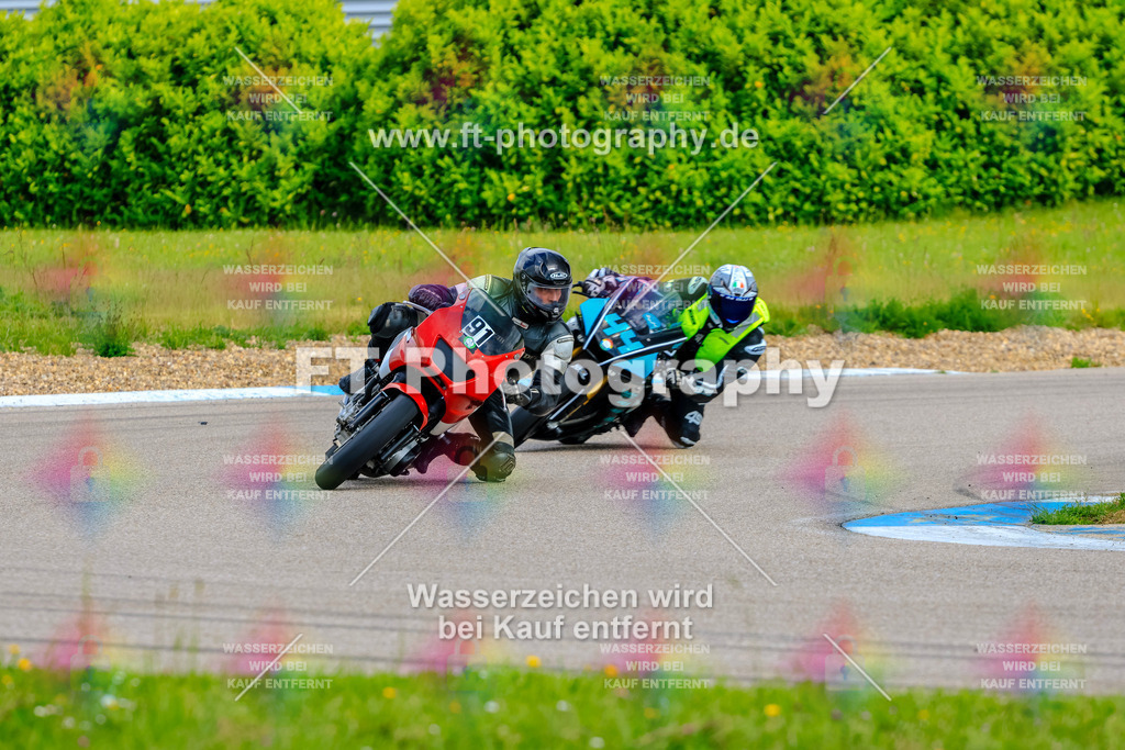 MotoTeam-8858 | Hier findet Ihr Bilder von Touristenfahrten auf der Nürburgring Nordschleife oder von anderen Veranstaltungen die ich besucht habe. Viel Spass beim Durch Schauen 