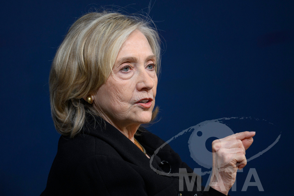 _DWA3906 | Die US-Politikerin Hillary Clinton auf der Veranstaltung Bridging Scholarship and Statecraft im Rahmen der Münchner Sicherheitskonferenz 2026. München, 13.02.2026 Bayern Deutschland  - Realisiert mit Pictrs.com