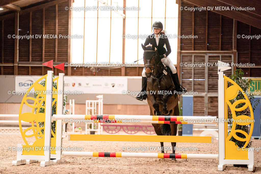 Springen Tag 2-327 | dv-media-shop - Realisiert mit Pictrs.com