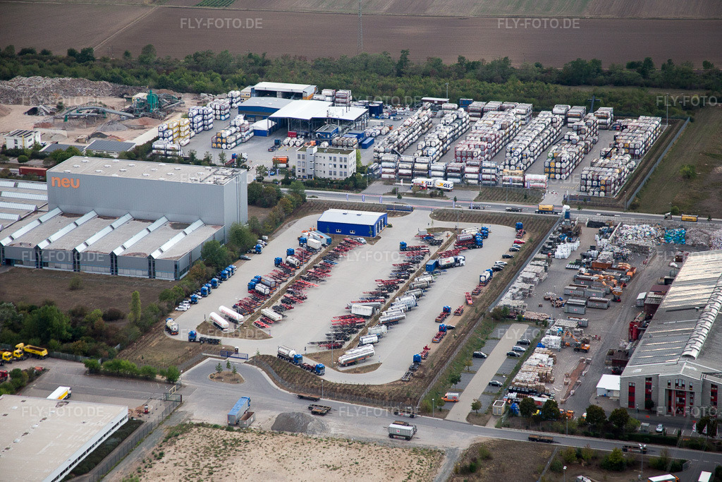Luftbild: Worms, Industriegebiet Im Langgewan, Spedition Kube & Kubenz in Worms im Bundesland Rheinland-Pfalz in Deutschland. Foto: IMG_084265.jpg vom 02.09.2015 durch Werner Riehm/FLY-FOTO.de