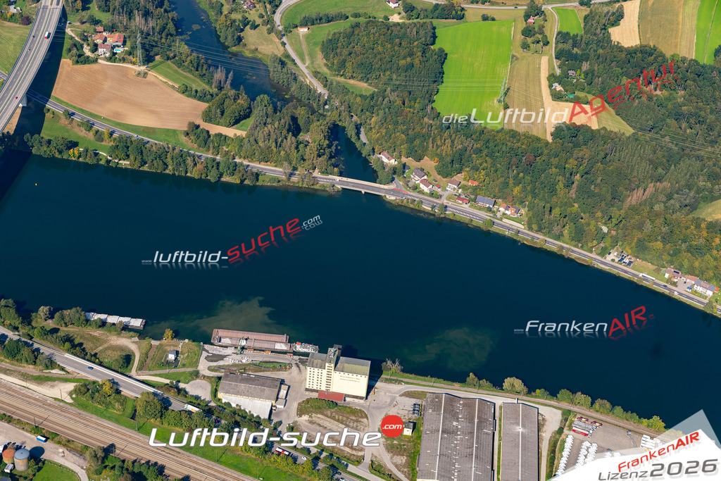 Die Luftbildaufnahme gaissa - Passau wurde 2020 mittels Flugzeug (keine Drohne) erstellt. Perfekte Schärfe und Druck- Ergebnisse- Garantiert!