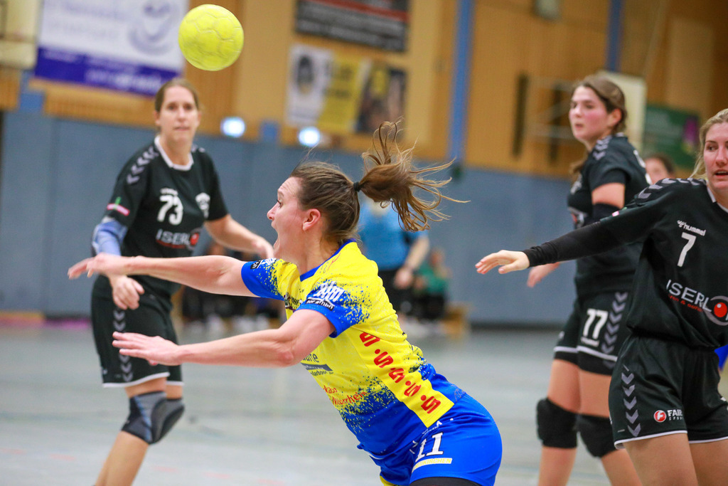 SVN_TvVoerde_021124_118 | Bildergalerie von Sport-Ereignissen aber auch von weiteren spannenden Dingen - nicht nur vom Niederrhein. In Anlehnung an den bekannten Spruch von Hanns Dieter Hüsch heißt das Motto: "Niederrhein ist überall".  - Realisiert mit Pictrs.com