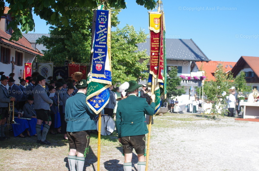 IMGP5449 | fotografiert von Axel PollmannLeonhardi Wallfahrt Benediktbeuern und Murnau, Fronleichnam, Fasching, Landschaft im Loisachtal und Benediktbeuern  - Realisiert mit Pictrs.com