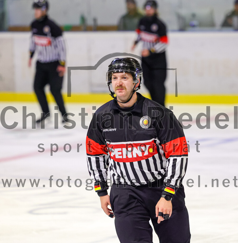 2025-09-26_047_TSV_Erding_gegen_SC_Riessersee | Erding, Deutschland, 26.09.2025:Eishockey, Oberliga Süd 2025 / 2026, 3. Spieltag, TSV Erding gegen SC Riessersee, Endergebnis: 3:5Foto: Christian Riedel / fotografie-riedel.net