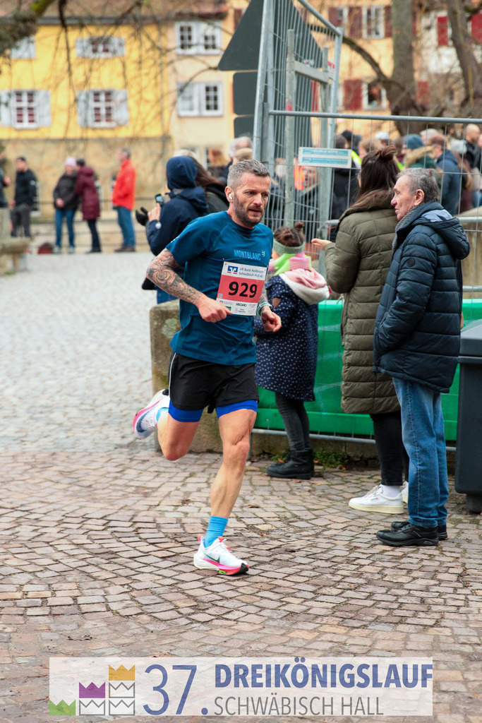 VR Bank Hauptlauf 10000m | 3 Koenigslauf 2023 - Realisiert mit Pictrs.com