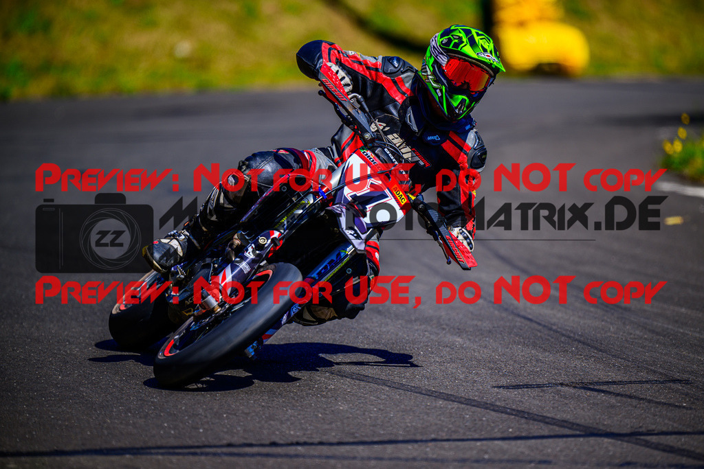 MaZZes_FotoMatrix_240816_6007705_9267 | UE40