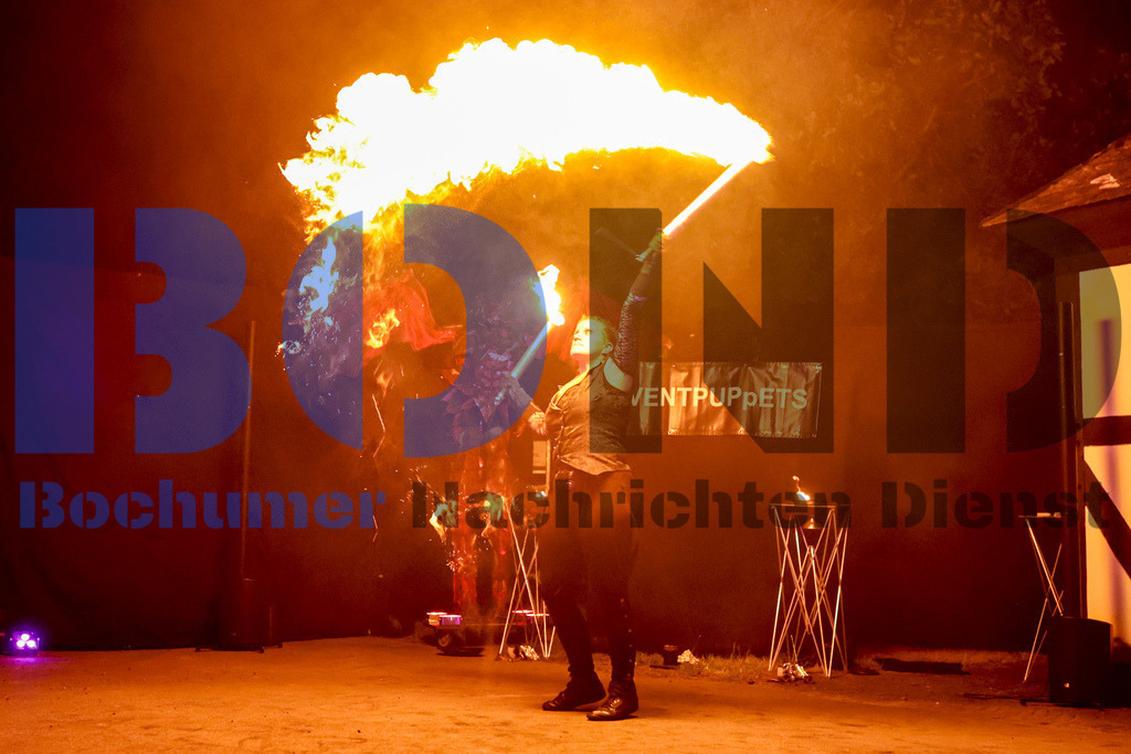 SES_MKRLHE20250705-139 | bond - Realisiert mit Pictrs.com