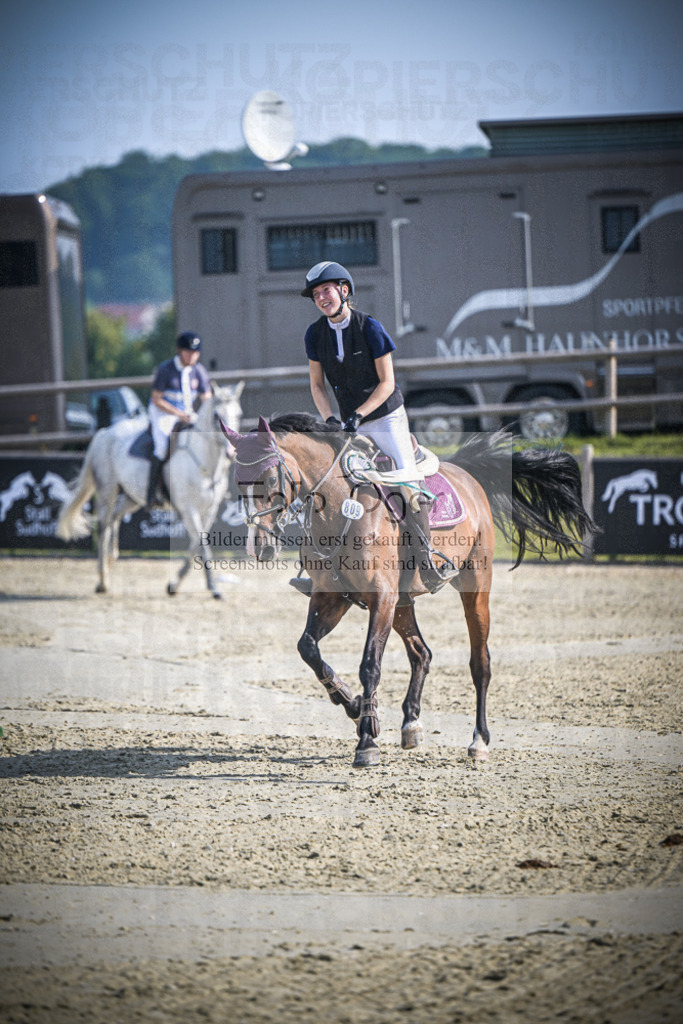 DOS_0180 | Entdecke hochwertige Reitturnierfotos von Foto Oger. Professionell, emotional und authentisch – jetzt Lieblingsmomente im Shop bestellen.Deutschlandweite Turnierfotografie. - Realisiert mit Pictrs.com