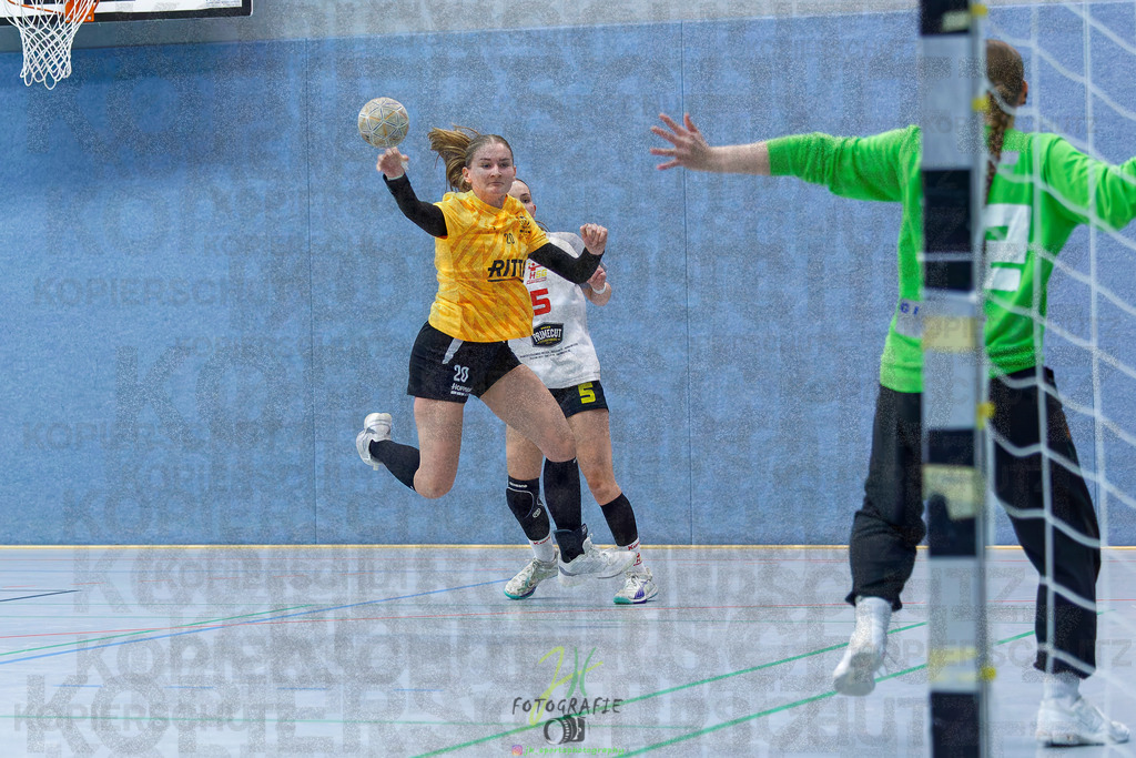Frauen Oberliga Mitte (HHV); HSG Eibelshausen/Ewersbach - HSG Wettenberg II | Frauen Oberliga Mitte (HHV); HSG Eibelshausen/Ewersbach - HSG Wettenberg II am 13.12.2025 in Steinbrücken (Sporthalle am Hammerweiher)Photo © 2025 - Jörg Heinrich - Realisiert mit Pictrs.com