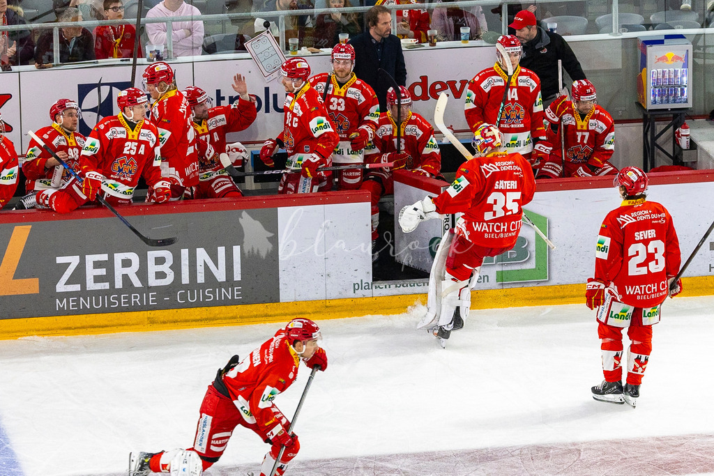 EHCB vs EVZ 20260227_WB-7300 | Sportbilder, Sportfotograf, Hochzeits- und Eventfotografin, Flugshows, Portraits und Tiershooting, Aviation, Downhill, Nationalleague, Swissleague, International