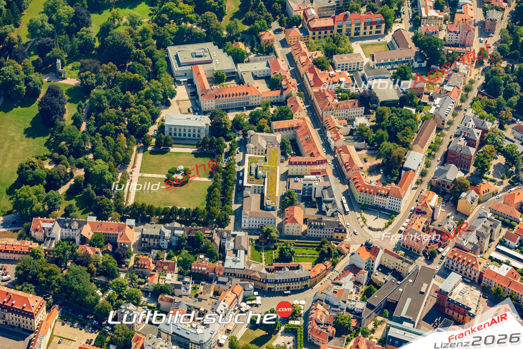 Schrägluftbild  Beethovenplatz  Weimar - Das Luftbild wurde 2025 vom UL-Flugzeug heraus erstellt (ohne Drohne- keine Drohnenaufnahme ) - Hochauflösende Luftaufnahme -Nicht vergleichbar mit Google Maps oder Satelittenbilder- Die Geschenkidee !Mit Lizenz und Bildrechte bestellbar
