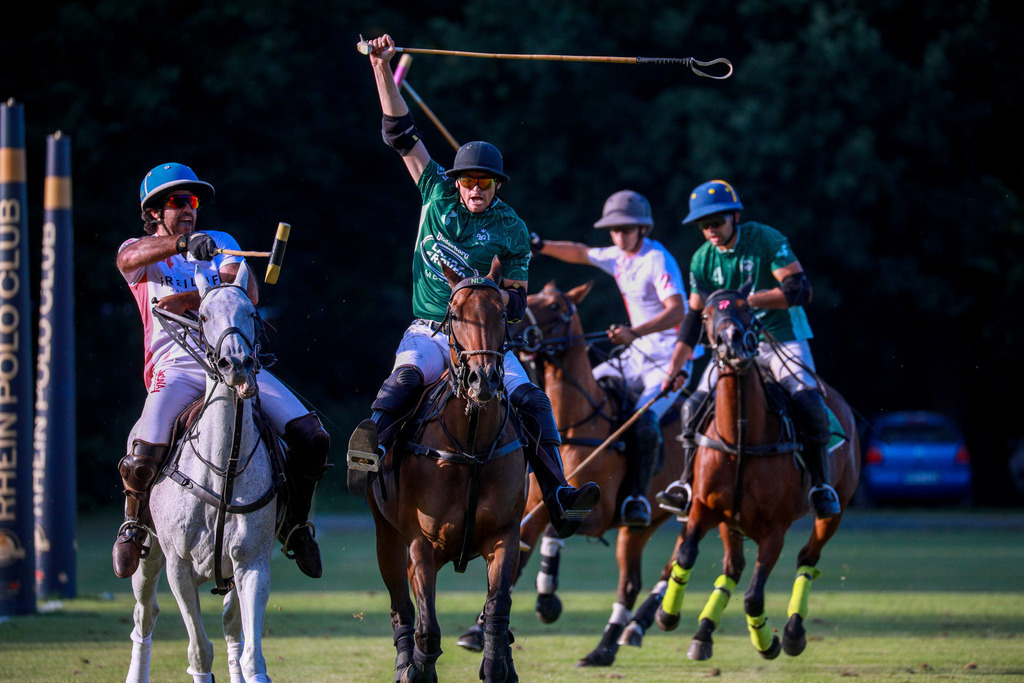 3_FreiluftmanufakturVsLandRover_200525_099 | Bildergalerie von Sport-Ereignissen aber auch von weiteren spannenden Dingen - nicht nur vom Niederrhein. In Anlehnung an den bekannten Spruch von Hanns Dieter Hüsch heißt das Motto: "Niederrhein ist überall".  - Realisiert mit Pictrs.com