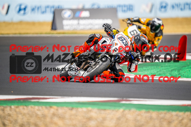 MaZZes_FotoMatrix_220625_0956 | TWINCUP