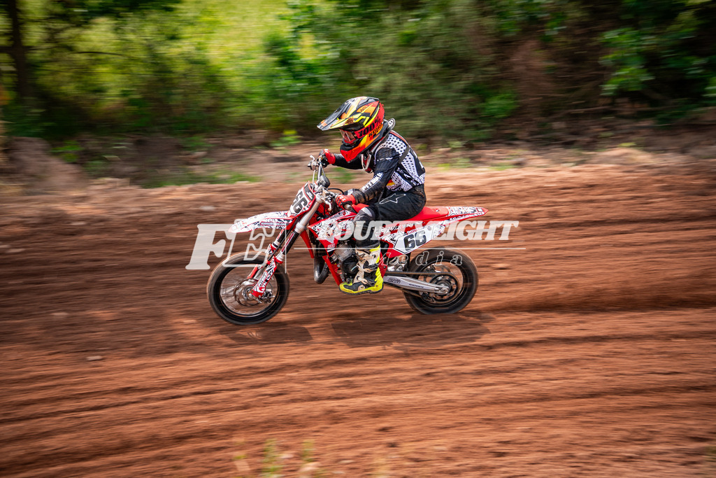 DSC07597 | fourtyeightmedia - Realisiert mit Pictrs.com