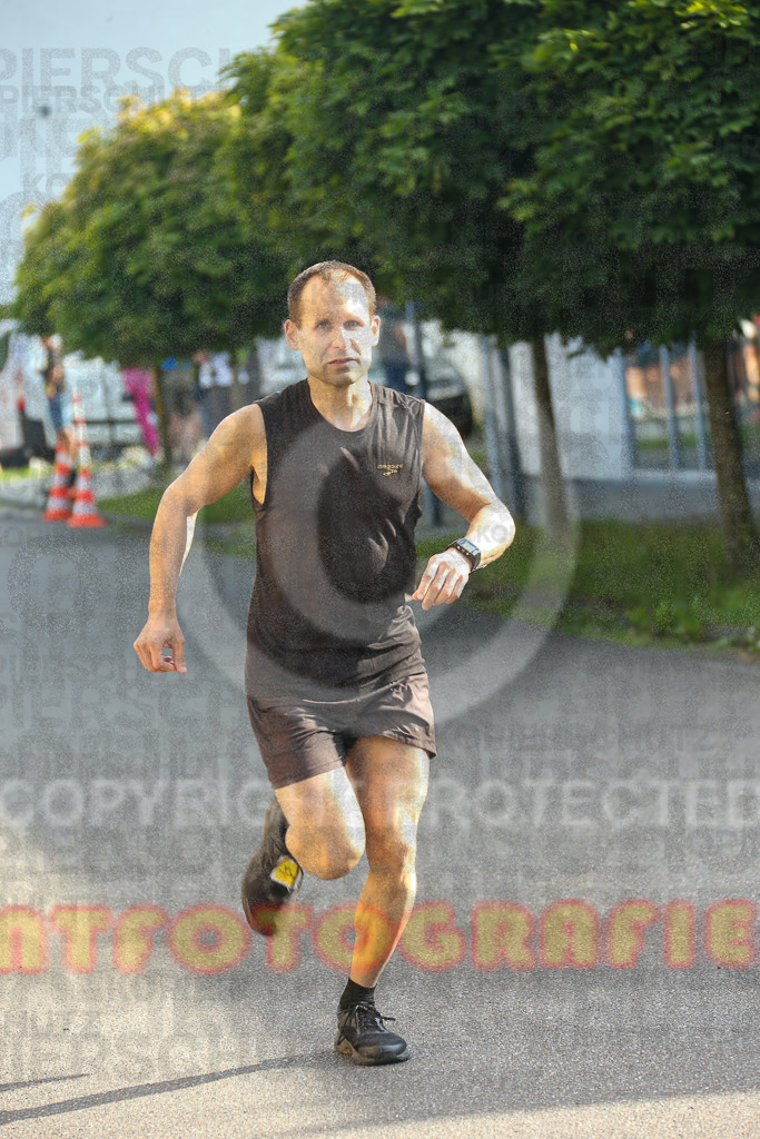 230804_1804_EX1_3627 | Sportfotografie im Rhein-Sieg Kreis, Köln, Bonn, NRW, Rheinland Pfalz, Hessen, etc. Unser Tätigkeitsfeld umfasst den Laufsport vom Volkslauf über den Marathon, Duathlon, Triathon bis zum Ultralauf wie Kölnpfad Ultra oder Schindertrail.
