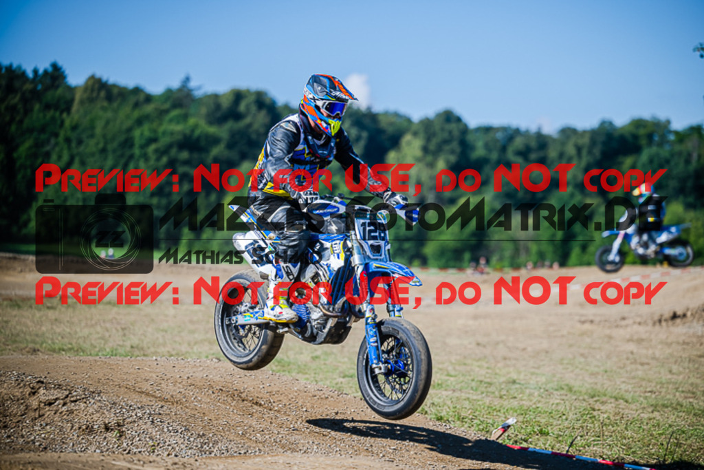 MaZZes_FotoMatrix_220904_3767 | UE40