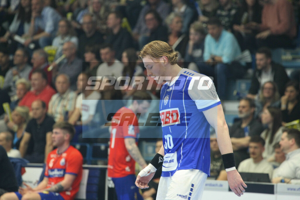 VFL Gummersbach - Füchse Berlin | Tom Kiesler - © Sportfoto-Sale (MK) - Realisiert mit Pictrs.com