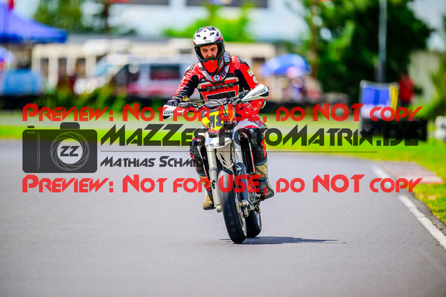 MaZZes_FotoMatrix_240714_6007705_5966 | S1